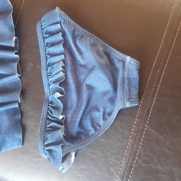 Size 3 Joe Fresh 2 piece Bikini bathing suit - Picture 4 of 6